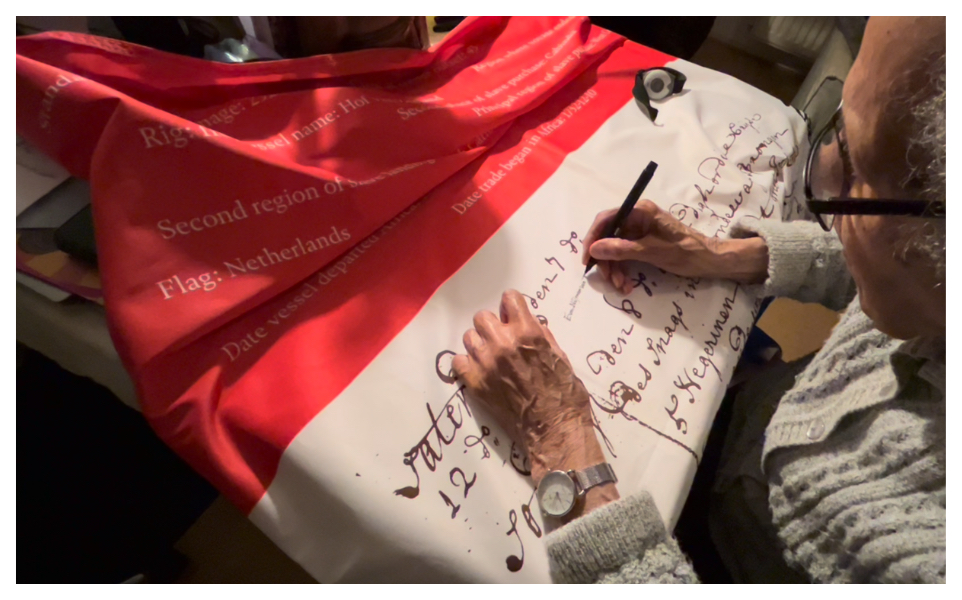 2025 Kunstproject Armazoen: allereerste ondertekening nieuw ontwerp NL vlag